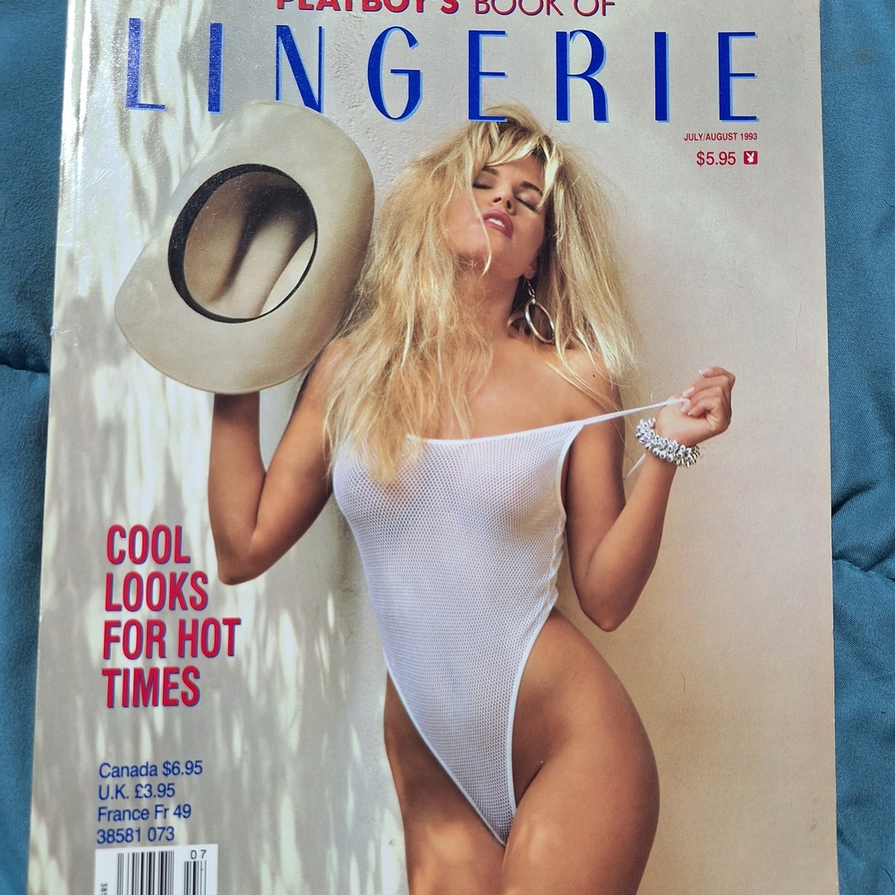 PLAYBOY BOOK OF LINGERIE MAGAZINE July / August 1993 Special Edition-Supplement